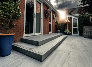 Patio entertainment arae